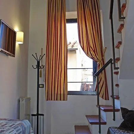 Max Apartment *