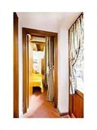 Apartment Max